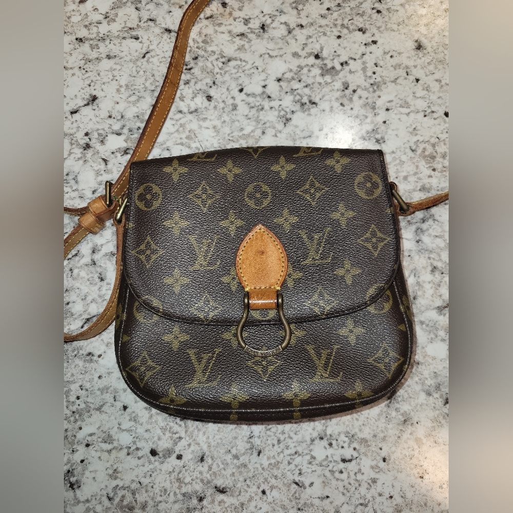 Sold!!! Louis Vuitton Saint Cloud MM
